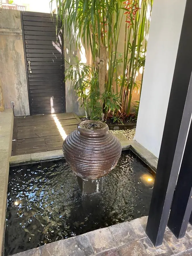 Lotus Luxury Villa Seminyak 0*, Seminyak (Bali)