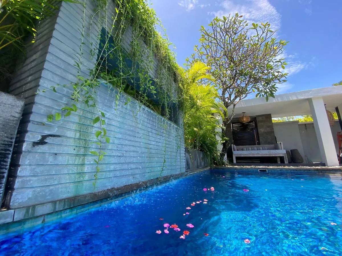 Lotus Luxury Villa Seminyak Indonesia