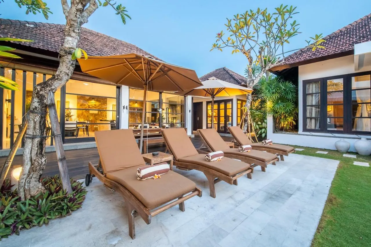 Lotus Luxury Villa Seminyak
